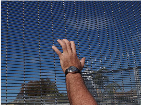 Anti-Climb Fence/High Security Fence/Fence Panel/Prison Fence/Airport Fence