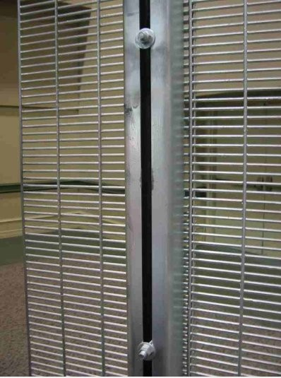 Fence Panels/Welded Wire Mesh Fence/High Security Fence Panel/Prison Fence/Airport Fence Panel