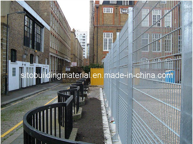 Double Wire Mesh Fence/Wire Mesh Fence Panel/Welded Wire Mesh Fence